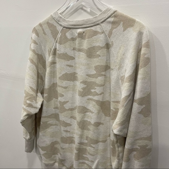 Aerie Camo Oversized Sweatshirt Loungewear Cream Tan Size XS Casual - Picture 8 of 9